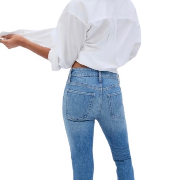 Gap Womens Universal Slim Boyfriend Jean Size‎ 18/34R - Picture 2 of 7